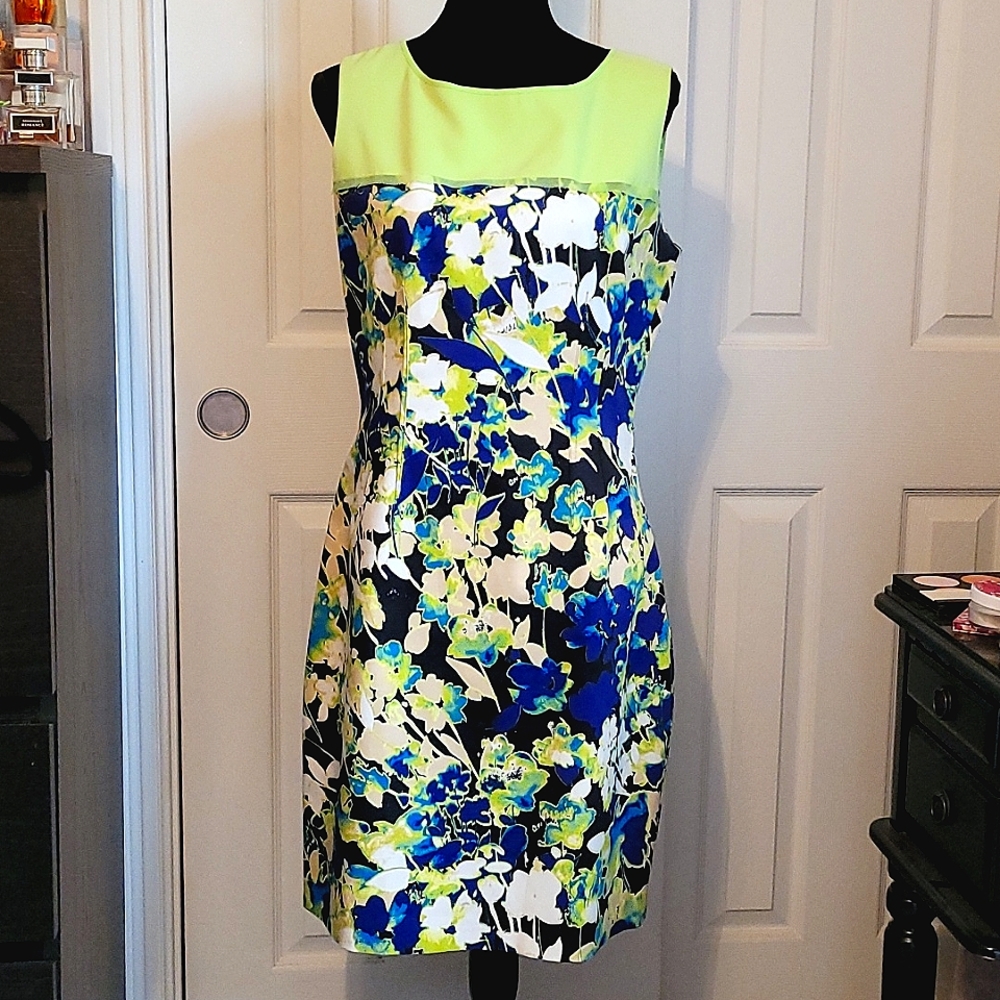 T Tahari lime green floral Sheath dress